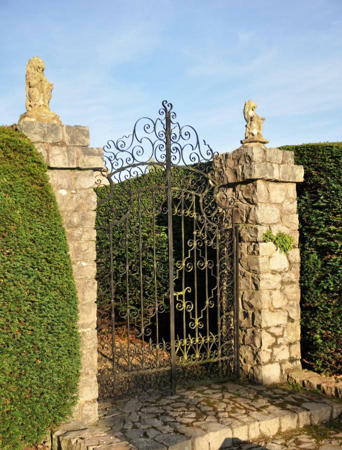 Carnell Country Estate & Holiday Cottages In Ayrshire Hurlford Exterior foto